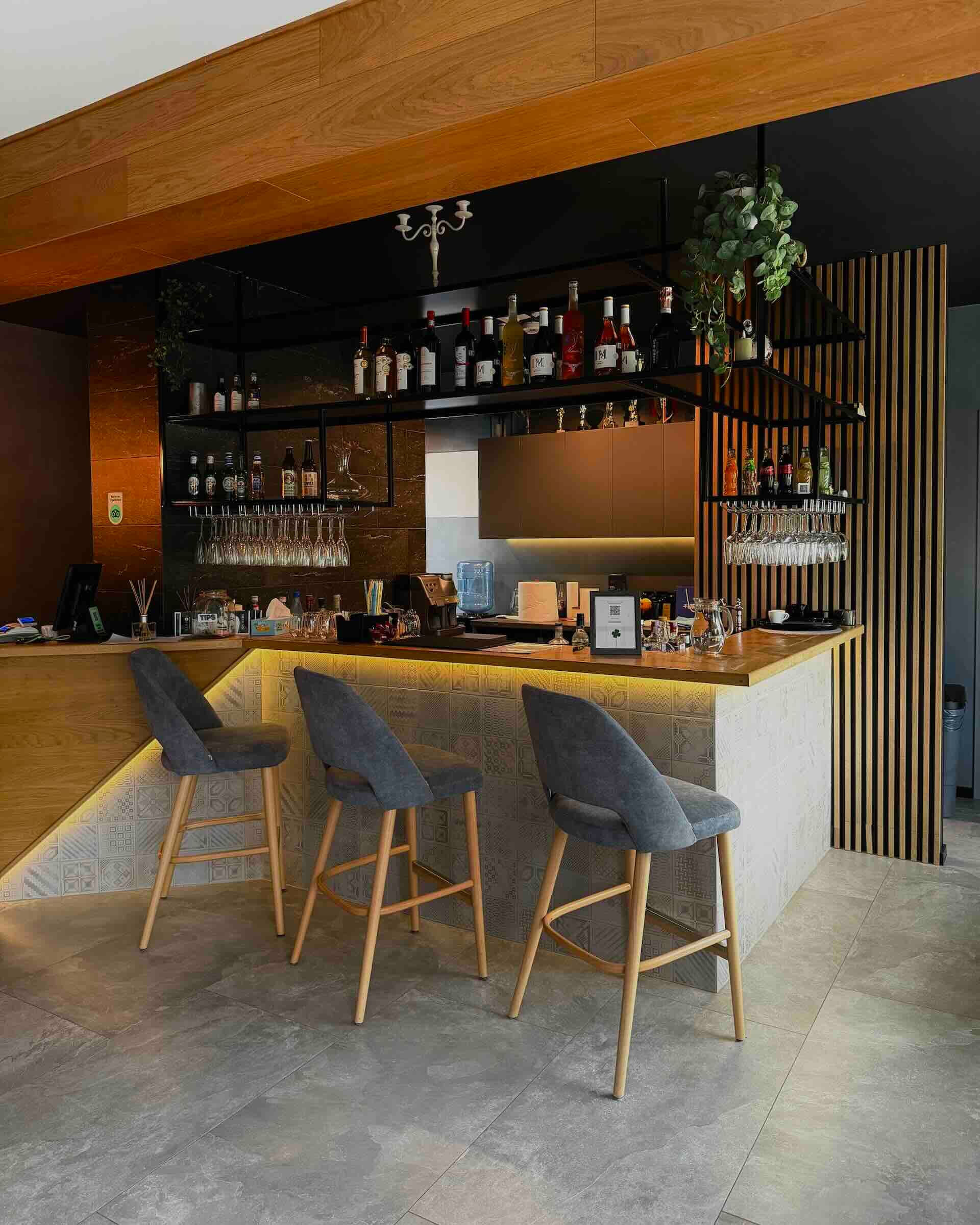 Bar / lounge